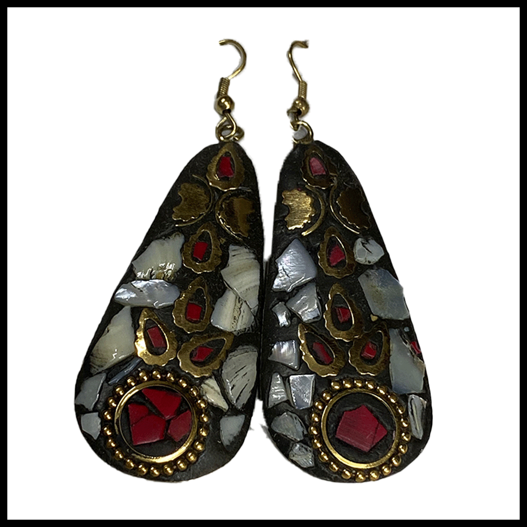 Elegant Handcrafted Earrings – Sparkle with Timeless Style - Image 3