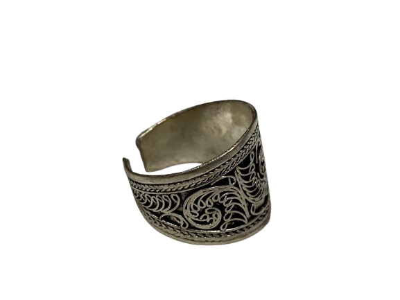 Elegant Handcrafted Rings – Timeless Beauty for Every Style - Image 4