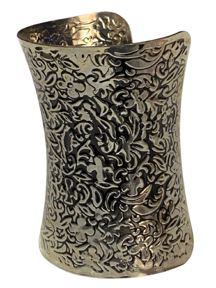 Elegant Cuff Bracelet – Timeless Style for Every Wrist - Image 4