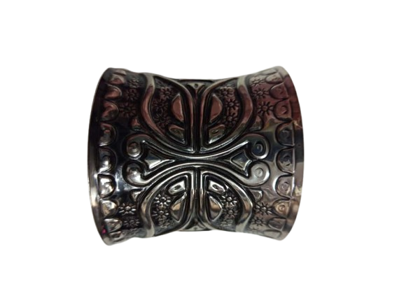 Elegant Cuff Bracelet – Timeless Style for Every Wrist - Image 3