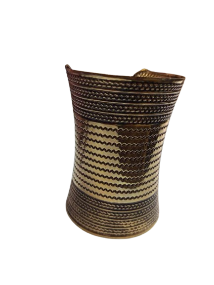 Elegant Cuff Bracelet – Timeless Style for Every Wrist - Image 5