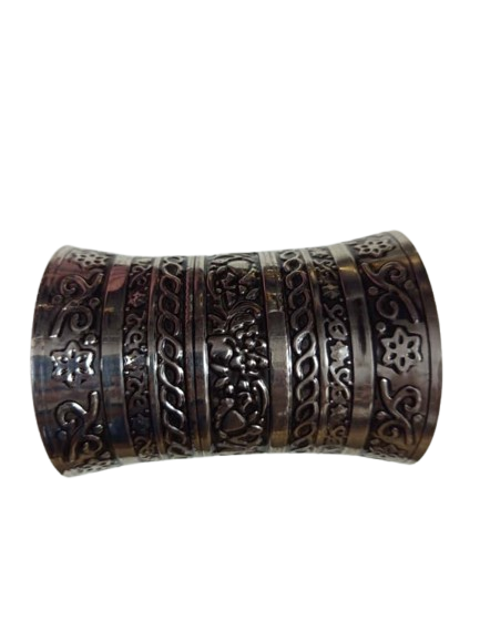 Elegant Cuff Bracelet – Timeless Style for Every Wrist - Image 4