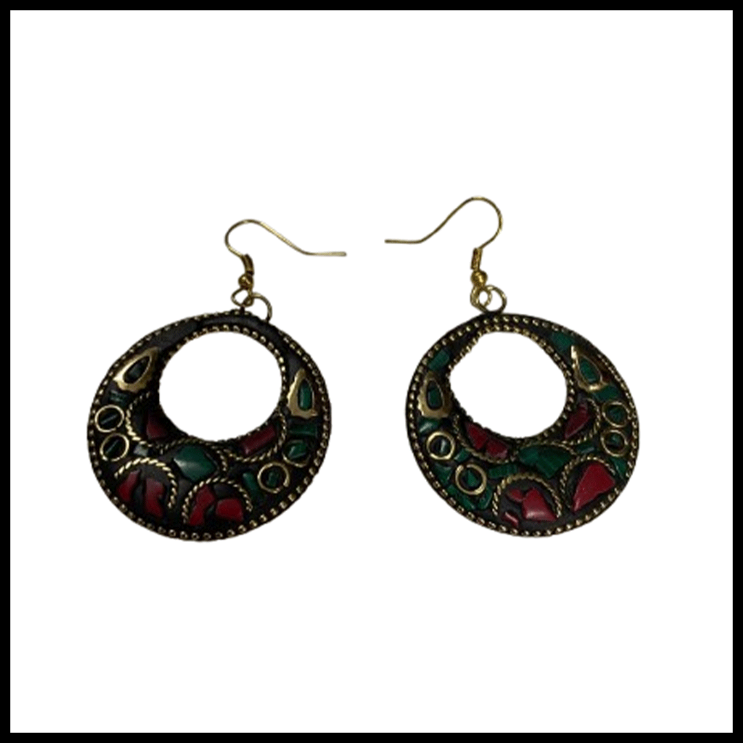 Elegant Handcrafted Earrings – Sparkle with Timeless Style - Image 2