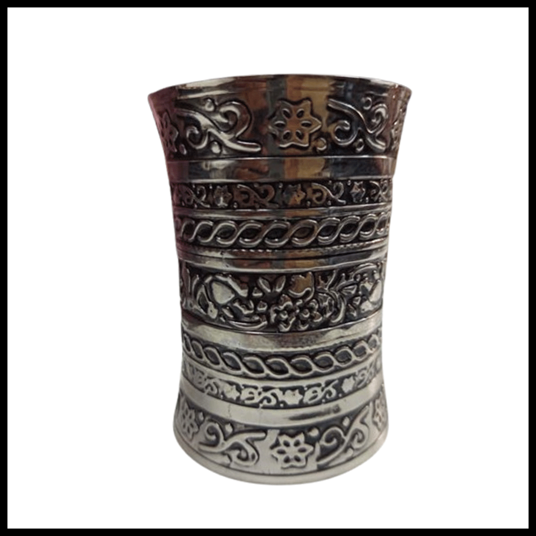 Elegant Cuff Bracelet – Timeless Style for Every Wrist - Image 2