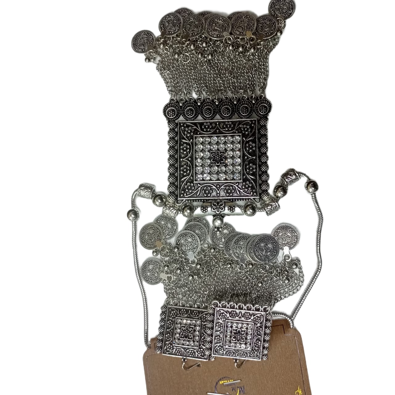 Elegant Handcrafted Necklaces – Graceful Designs for Every Occasion - Image 9