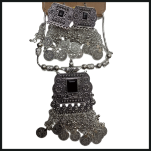 Elegant Handcrafted Necklaces – Graceful Designs for Every Occasion