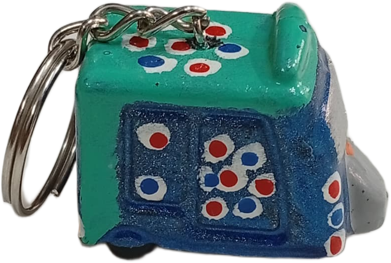 Handmade Mini Rickshaw Keychain – Traditional Pakistani Truck Art Style - Image 4