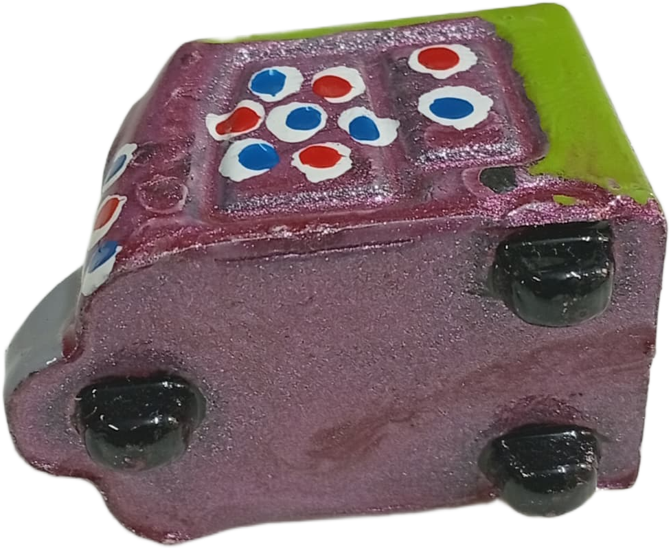 Handmade Mini Rickshaw Keychain – Traditional Pakistani Truck Art Style - Image 7