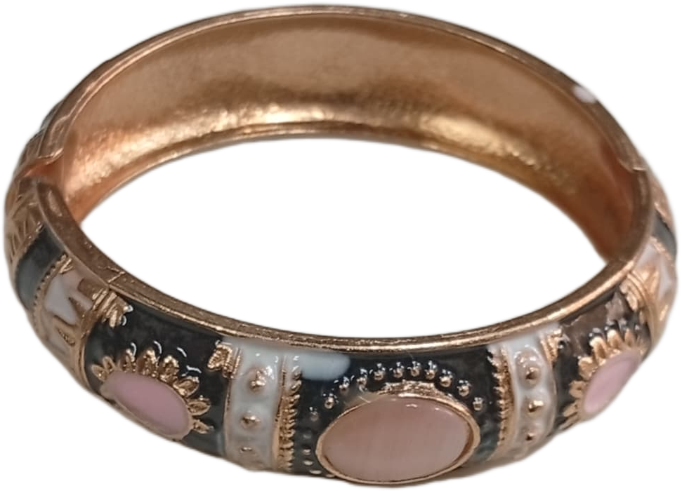 Stylish Ethnic Cuff Bracelet – Classic Handmade Accessory - Image 7