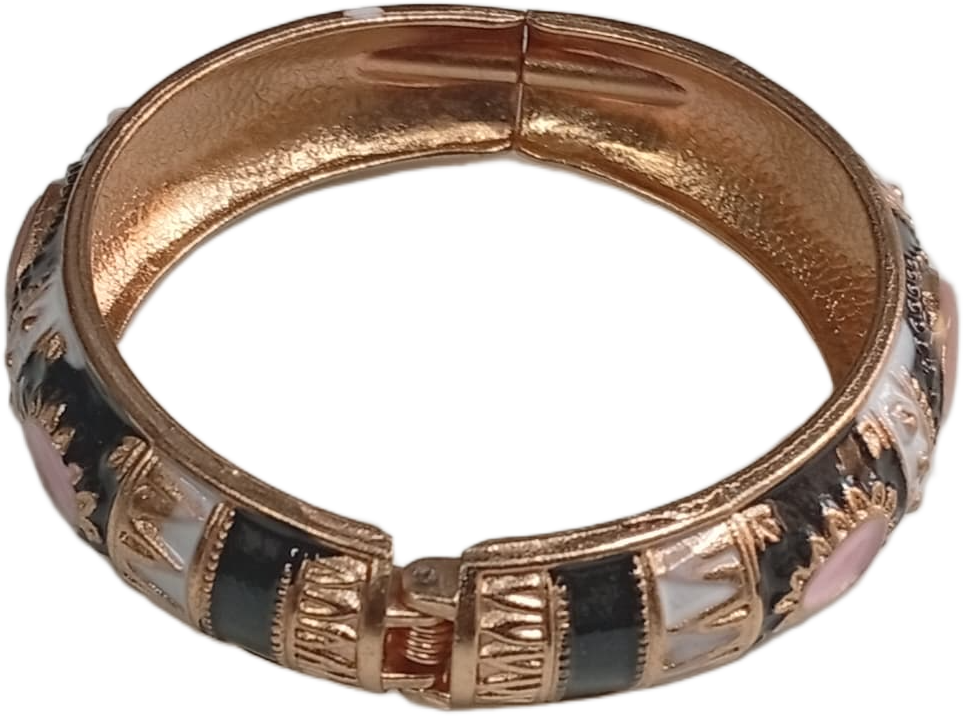 Stylish Ethnic Cuff Bracelet – Classic Handmade Accessory - Image 8