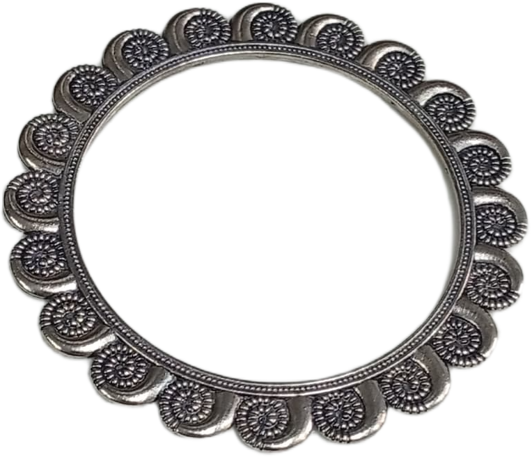 Stylish Ethnic Cuff Bracelet – Classic Handmade Accessory - Image 5