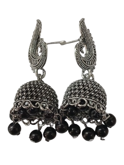 Elegant Handcrafted Earrings – Sparkle with Timeless Style - Image 4