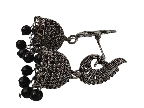 Elegant Handcrafted Earrings – Sparkle with Timeless Style - Image 6