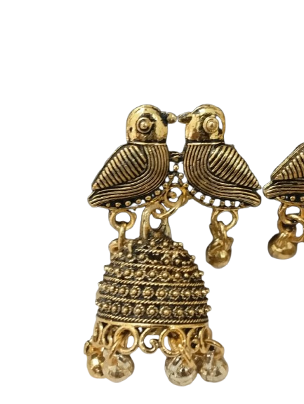 Elegant Handcrafted Earrings – Sparkle with Timeless Style - Image 5