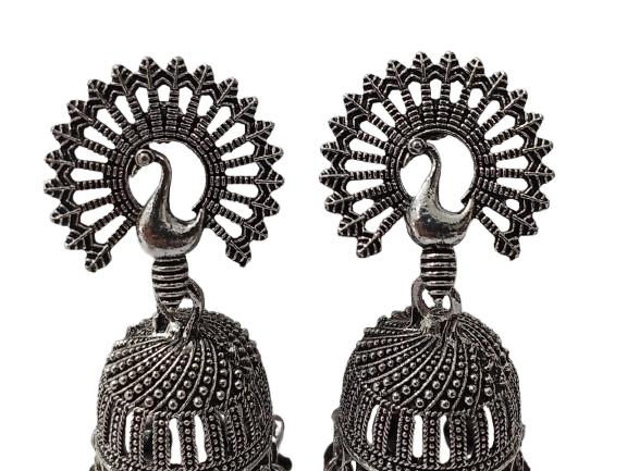 Elegant Handcrafted Earrings – Sparkle with Timeless Style - Image 6