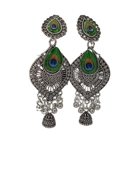 Elegant Handcrafted Earrings – Sparkle with Timeless Style - Image 4