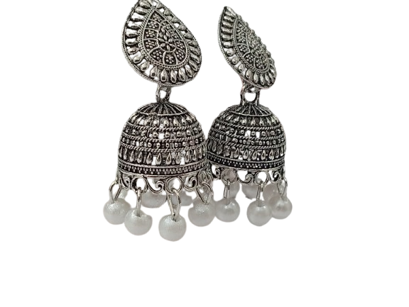 Elegant Handcrafted Earrings – Sparkle with Timeless Style - Image 4