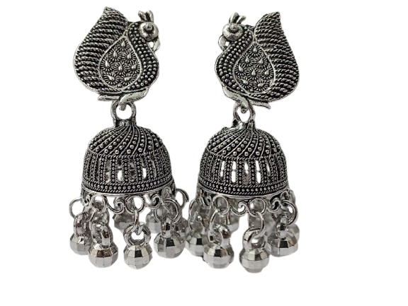 Elegant Handcrafted Earrings – Sparkle with Timeless Style - Image 4