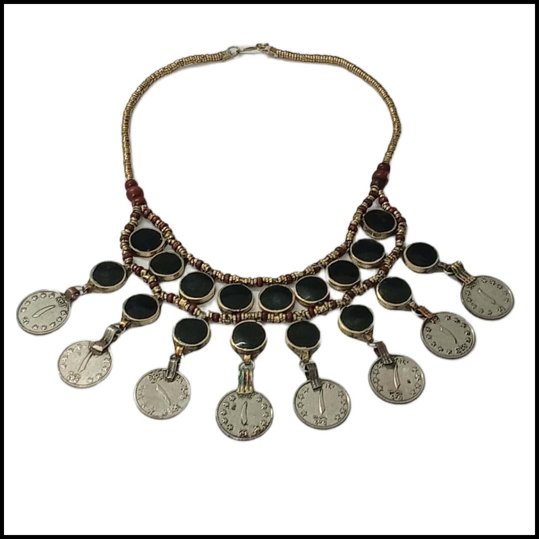 Elegant Handcrafted Necklaces – Graceful Designs for Every Occasion - Image 3