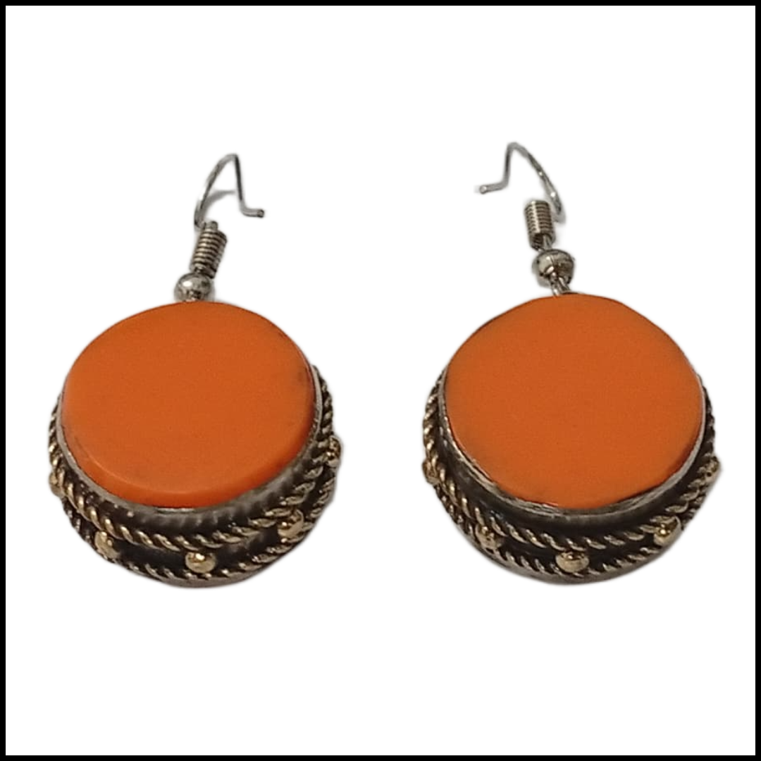 Elegant Handcrafted Earrings – Sparkle with Timeless Style - Image 3