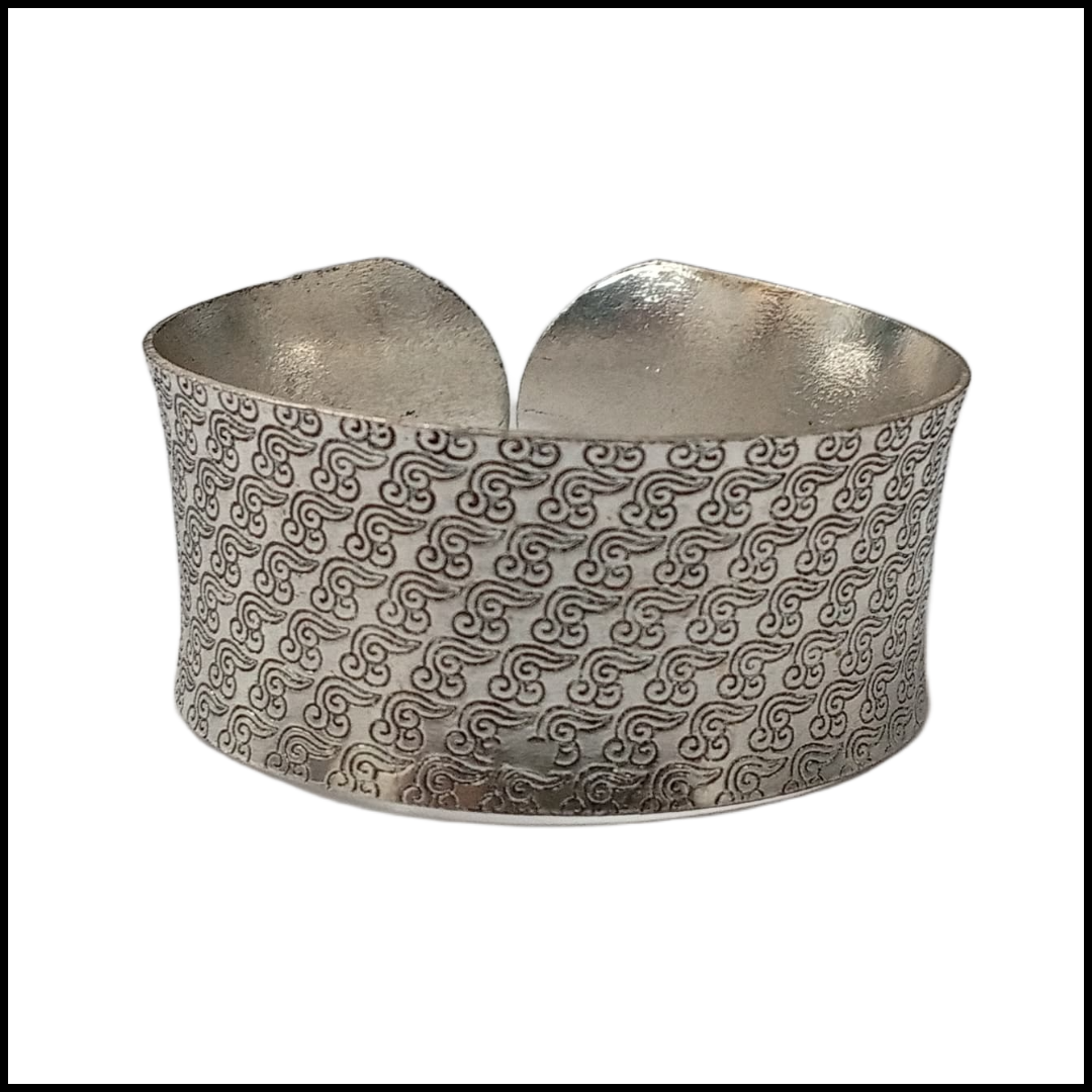 Traditional Handcrafted Floral Engraved Metal Cuff Bracelet - Image 3