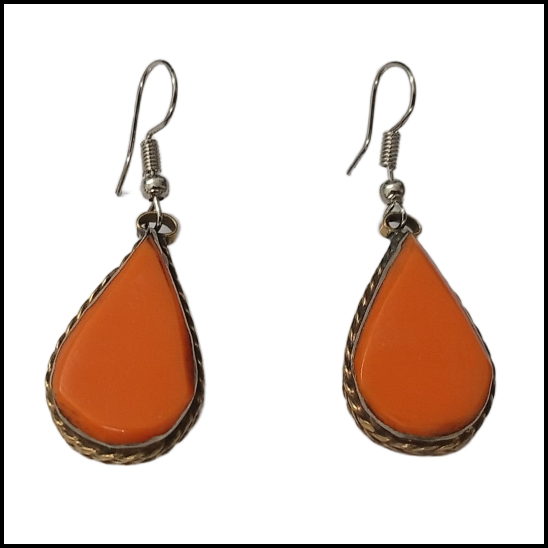Elegant Handcrafted Earrings – Sparkle with Timeless Style - Image 3