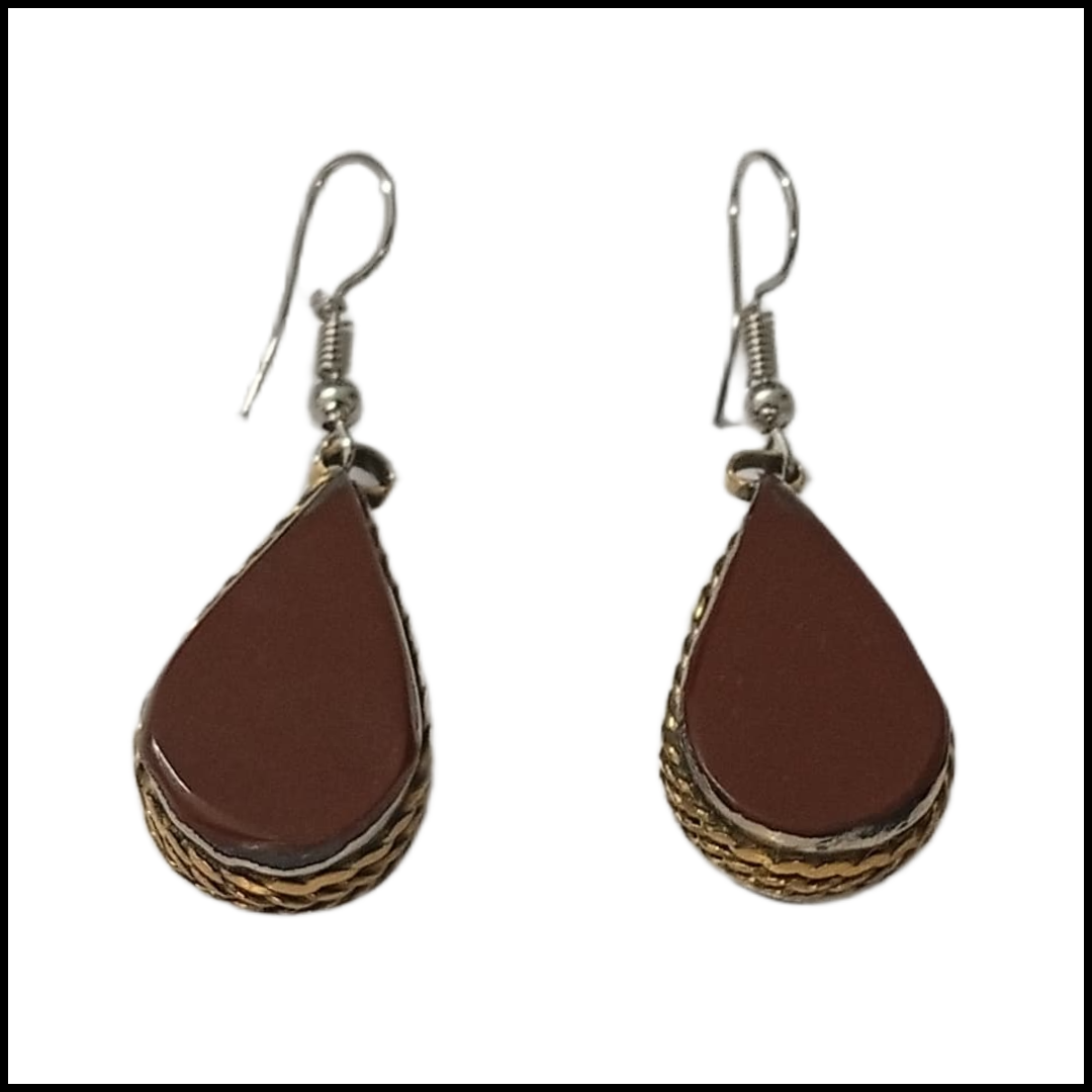 Elegant Handcrafted Earrings – Sparkle with Timeless Style - Image 3