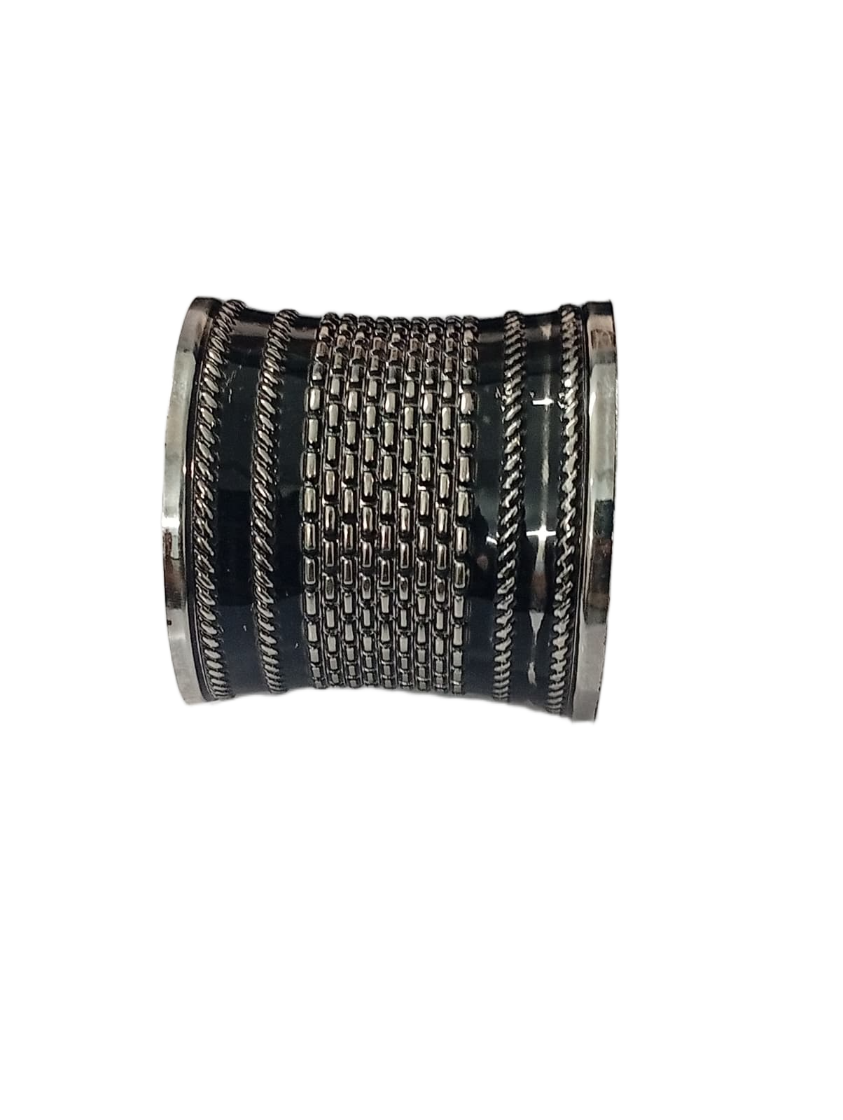 Elegant Cuff Bracelet – Timeless Style for Every Wrist - Image 6