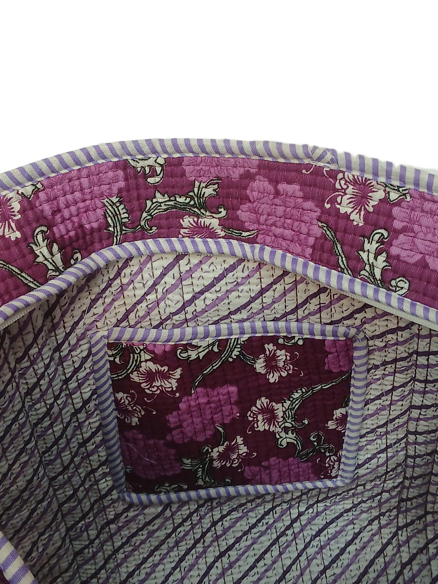 Quilted Bag – Stylish & Elegant Handcrafted Fashion Bag - Image 4