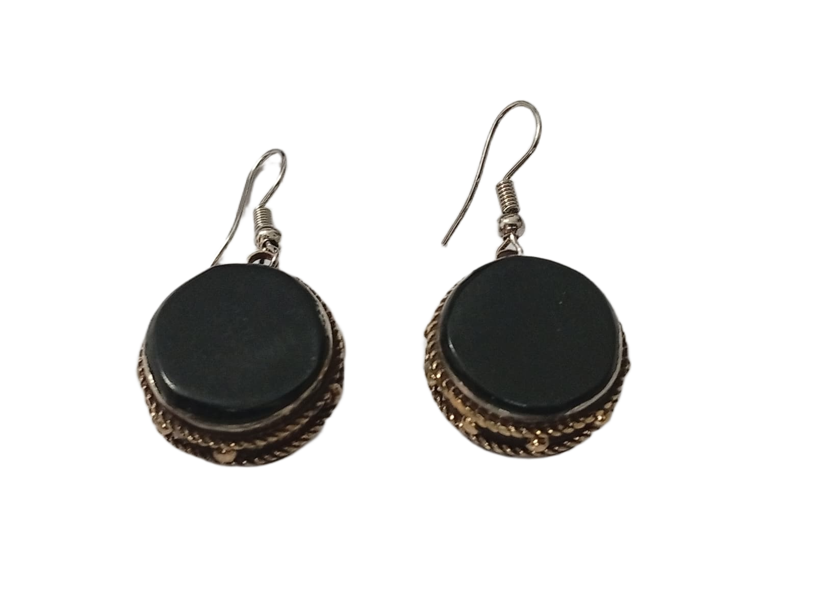 Elegant Handcrafted Earrings – Sparkle with Timeless Style - Image 5