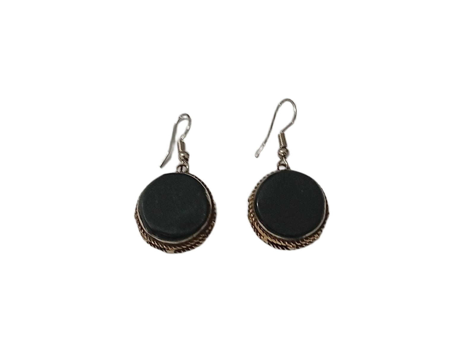 Elegant Handcrafted Earrings – Sparkle with Timeless Style - Image 6