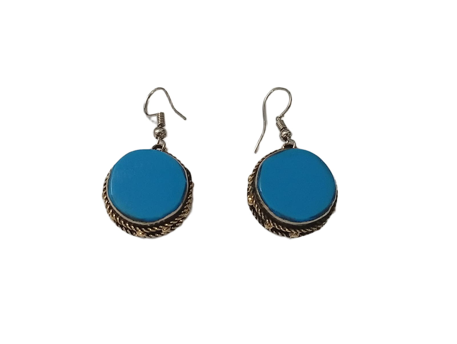 Elegant Handcrafted Earrings – Sparkle with Timeless Style - Image 6