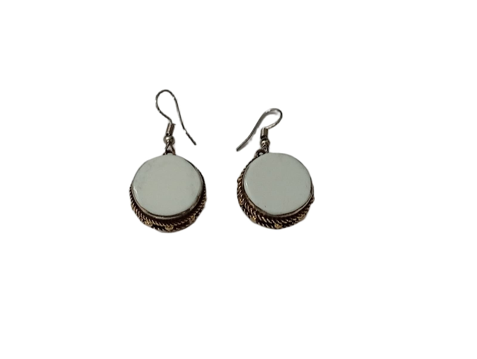 Elegant Handcrafted Earrings – Sparkle with Timeless Style - Image 5