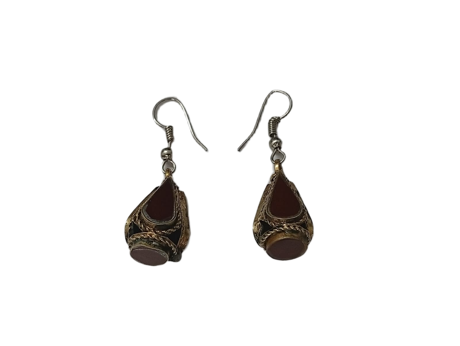 Elegant Handcrafted Earrings – Sparkle with Timeless Style - Image 4