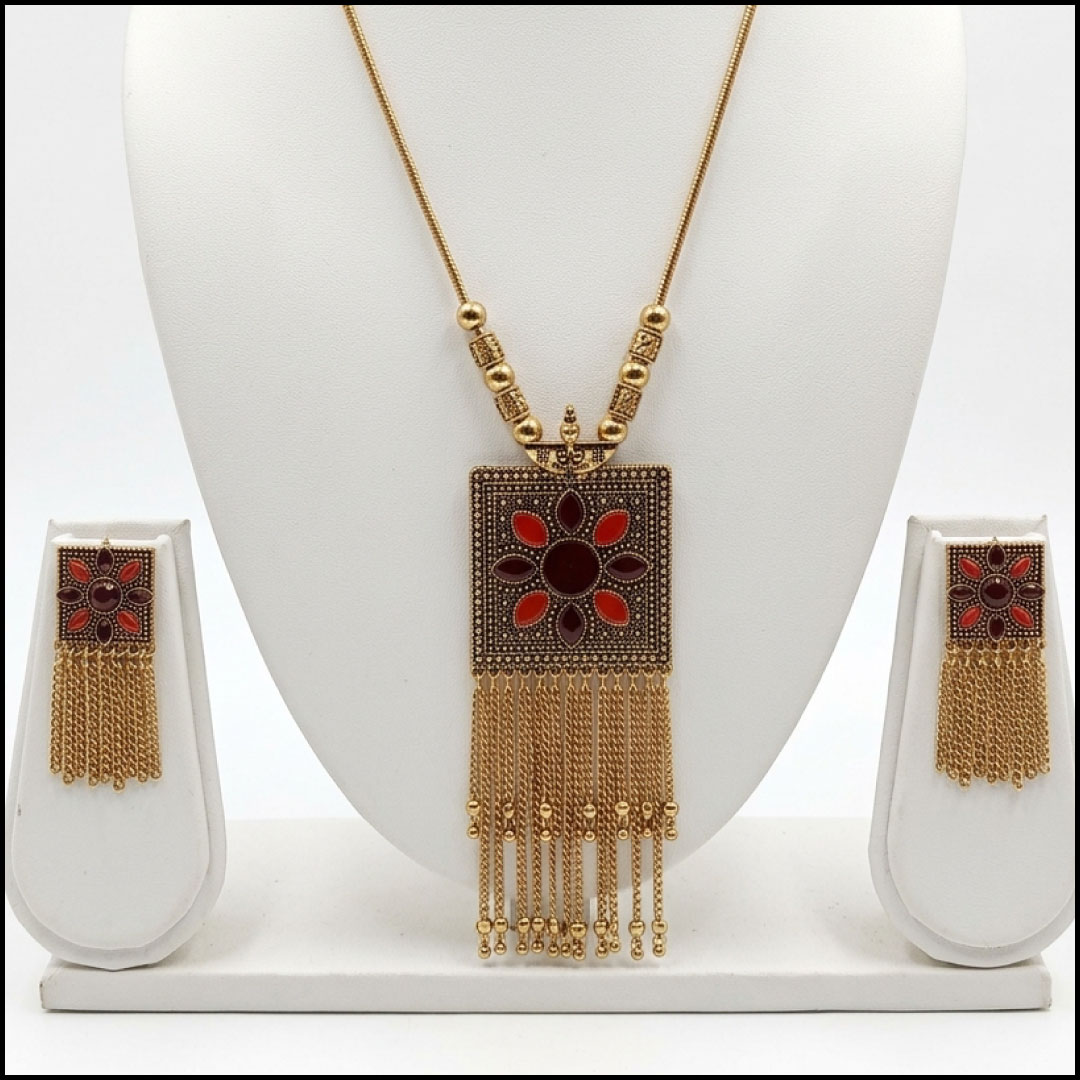 Elegant Handcrafted Necklaces – Graceful Designs for Every Occasion - Image 3