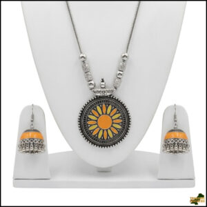 Elegant Handcrafted Necklaces – Graceful Designs for Every Occasion