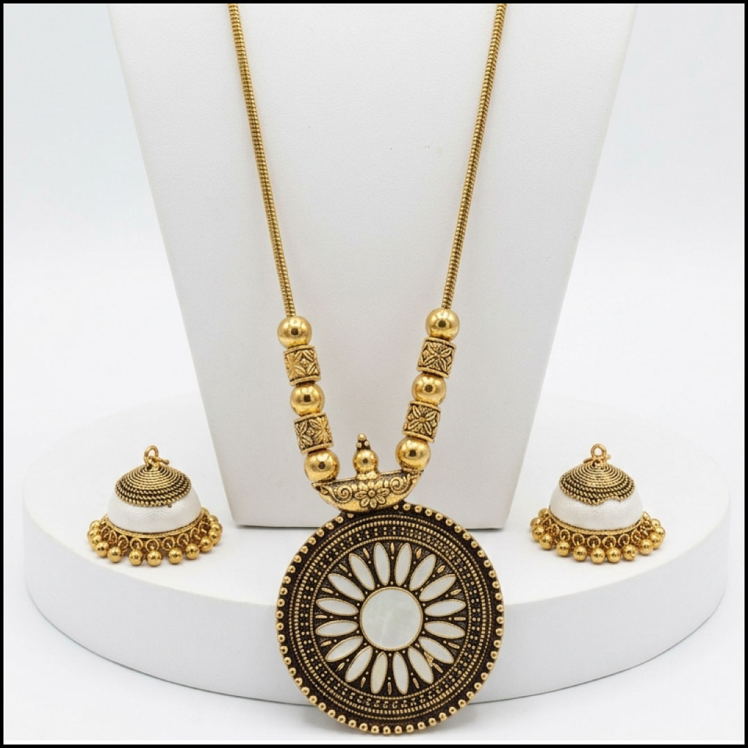 Elegant Handcrafted Necklaces – Graceful Designs for Every Occasion - Image 3
