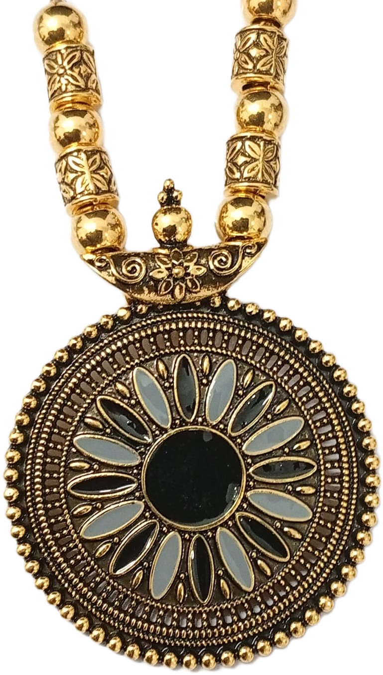 Elegant Handcrafted Necklaces – Graceful Designs for Every Occasion - Image 4