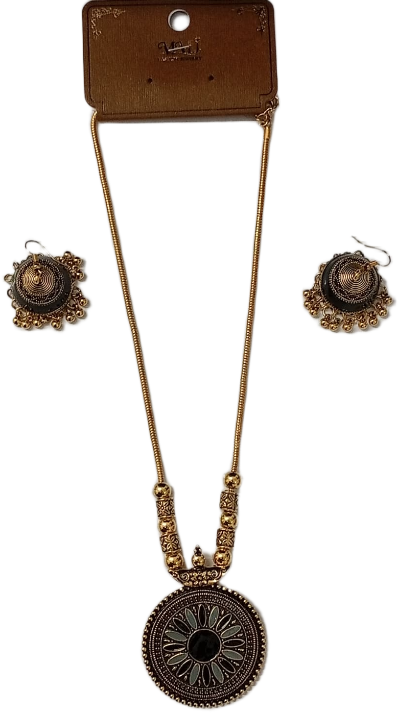 Elegant Handcrafted Necklaces – Graceful Designs for Every Occasion - Image 5