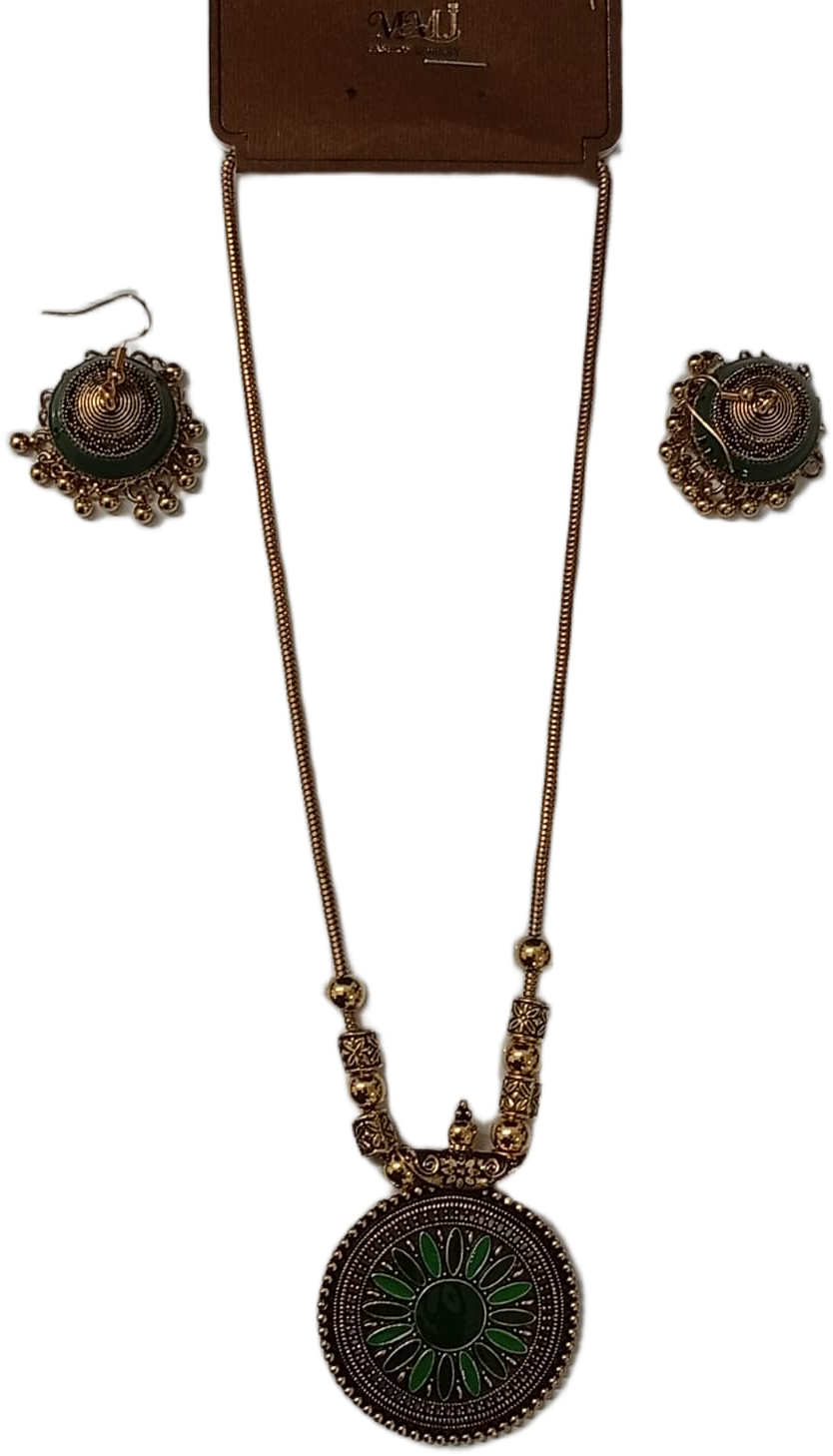 Elegant Handcrafted Necklaces – Graceful Designs for Every Occasion - Image 4
