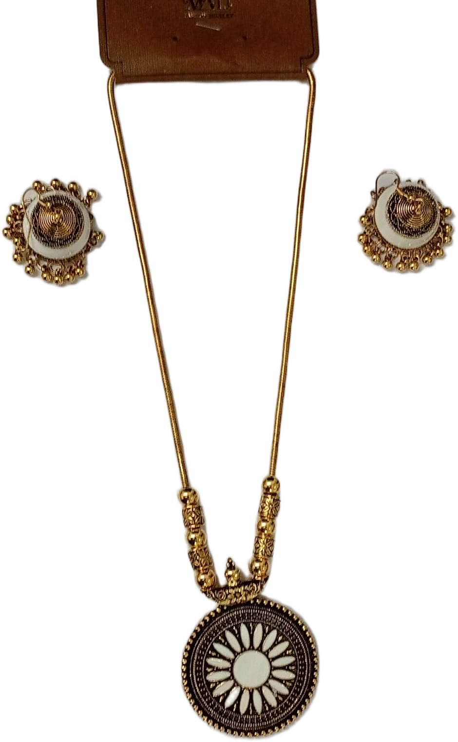 Elegant Handcrafted Necklaces – Graceful Designs for Every Occasion - Image 4