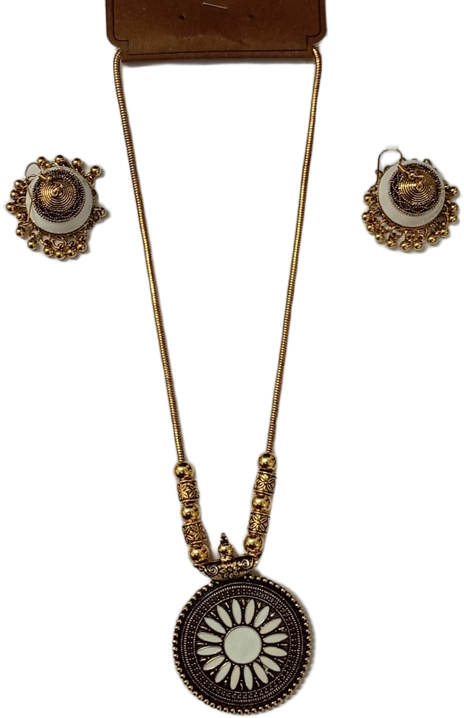 Elegant Handcrafted Necklaces – Graceful Designs for Every Occasion - Image 9