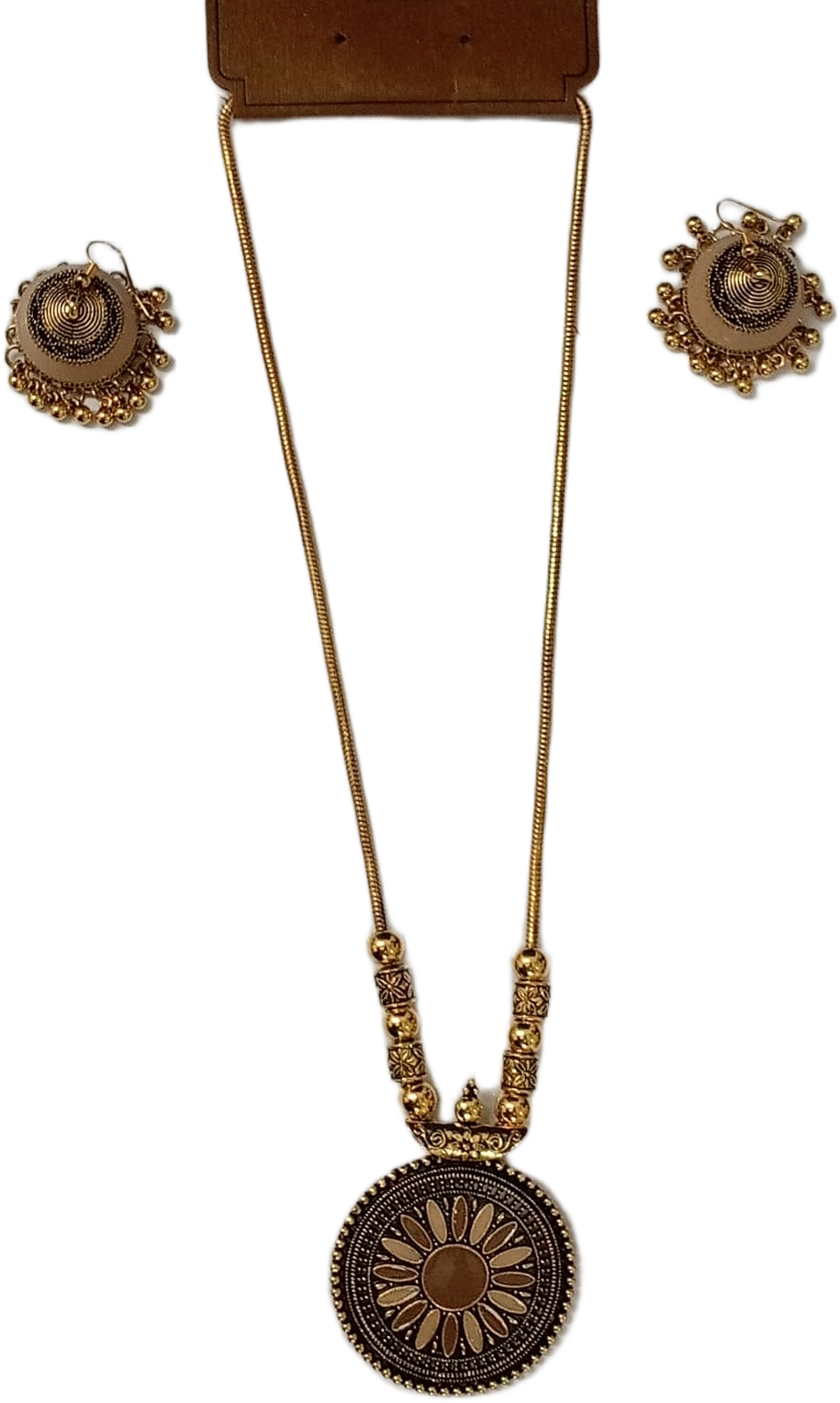 Elegant Handcrafted Necklaces – Graceful Designs for Every Occasion - Image 4
