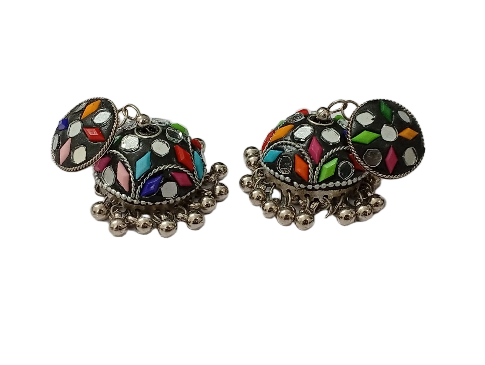 Elegant Handcrafted Earrings – Sparkle with Timeless Style - Image 4